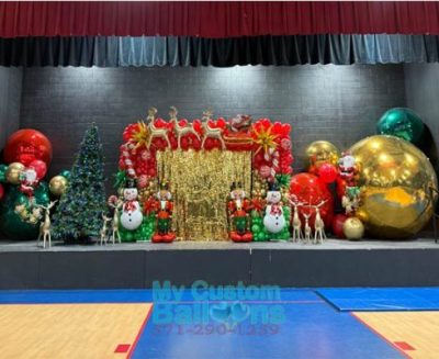 Christmas-Stage-Display