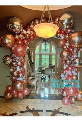 large-organic-balloon-garland-with-large-orbs